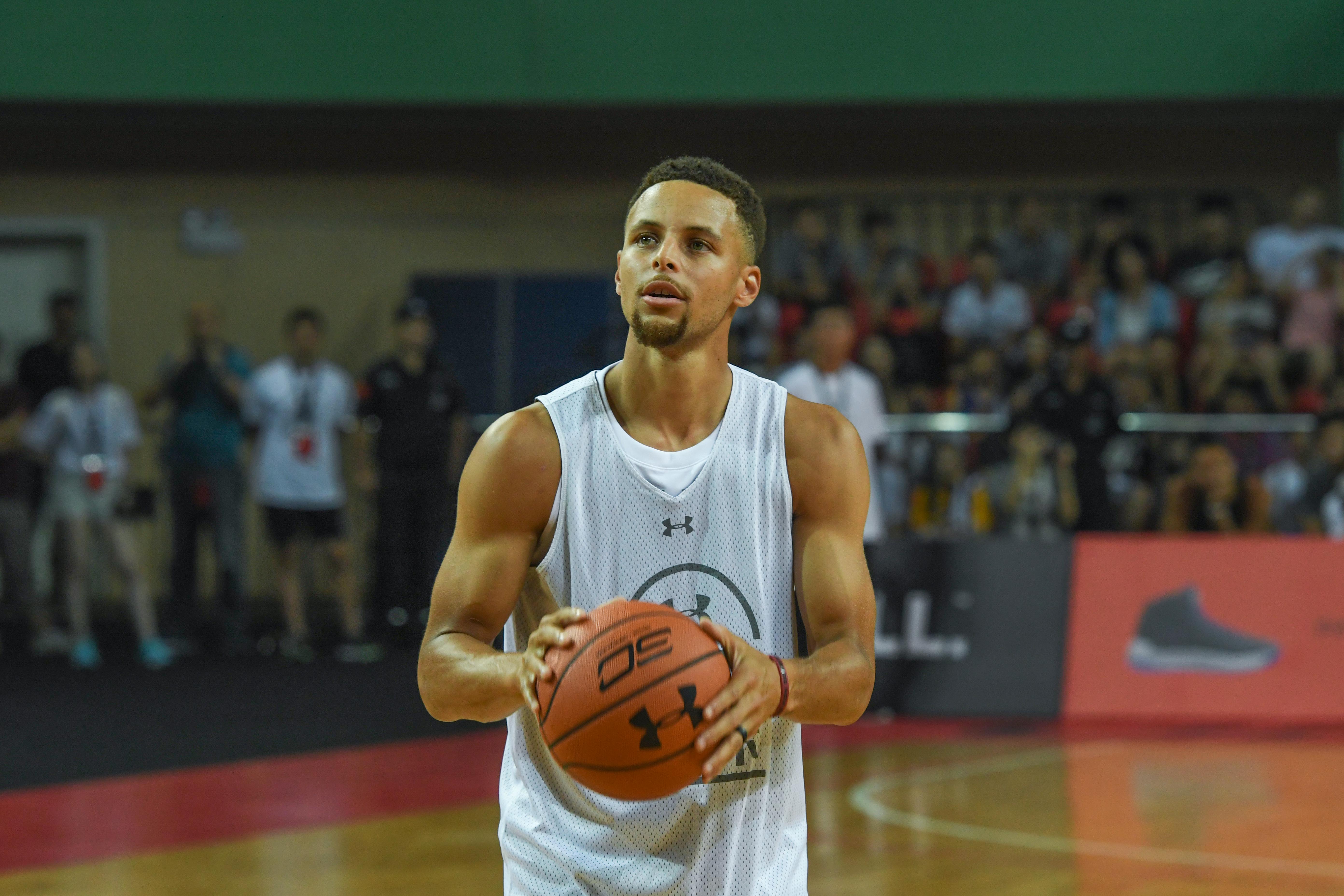 Stephen Curry Visits Chengdu