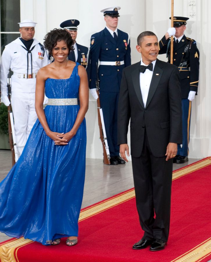 President Barack Obama and First Lady Michelle Obama welcomes Mexican President Felipe Calderon and Mrs. Margarita Zavala to the evenings State Dinner at the White House.