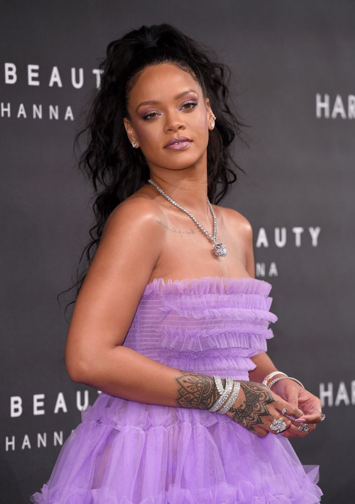 #NationalNoBraDay: Rihanna Shows Us How to Let It All Hang in 25 Photos