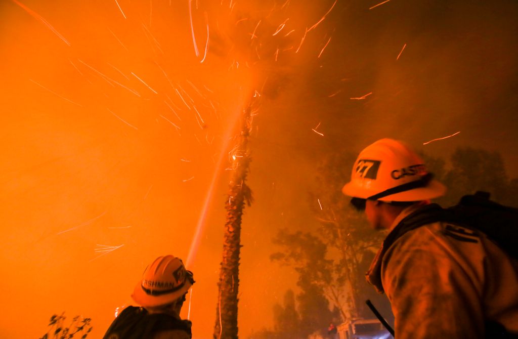 US-WEATHER-FIRES-CALIFORNIA