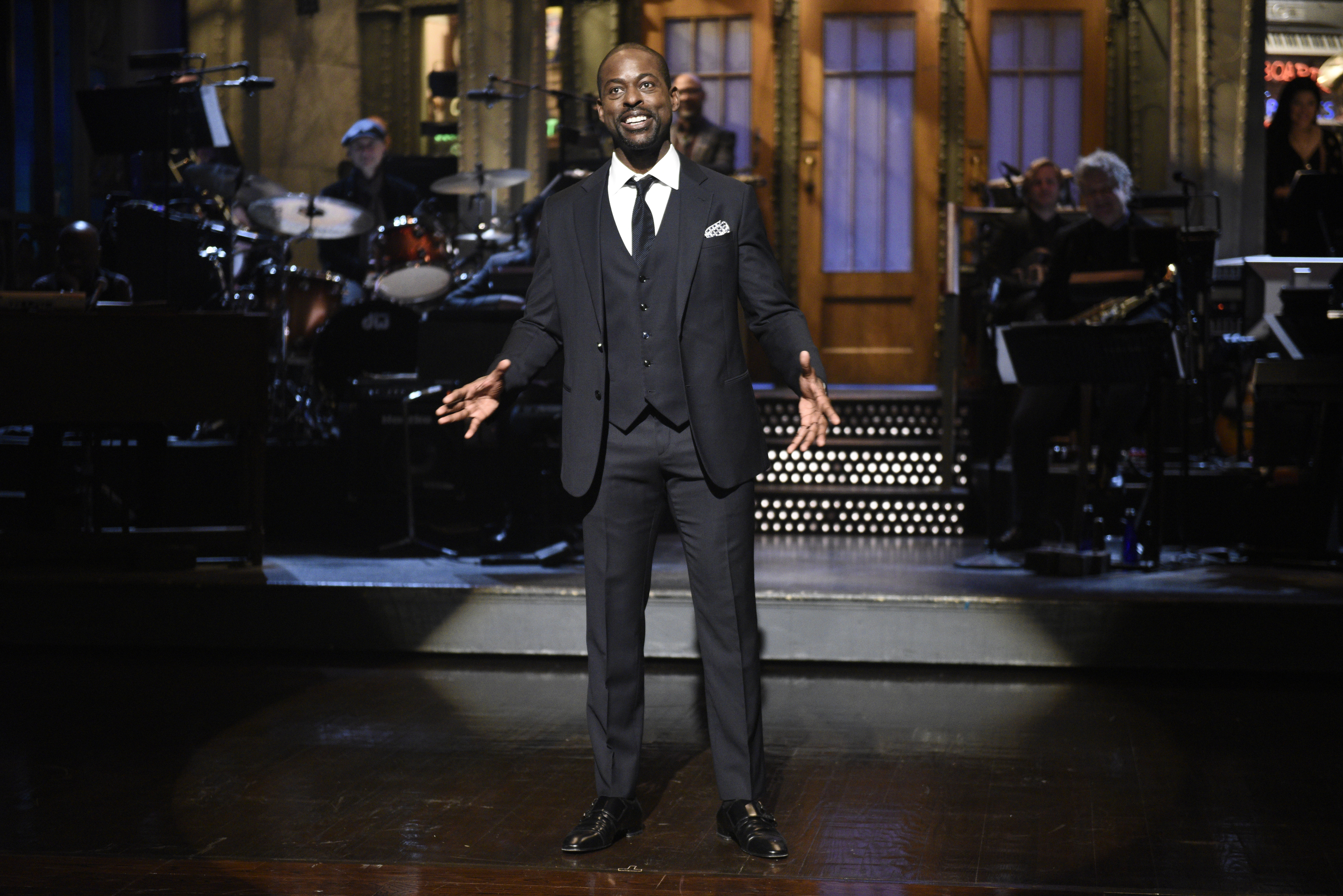 Saturday Night Live - Season 43