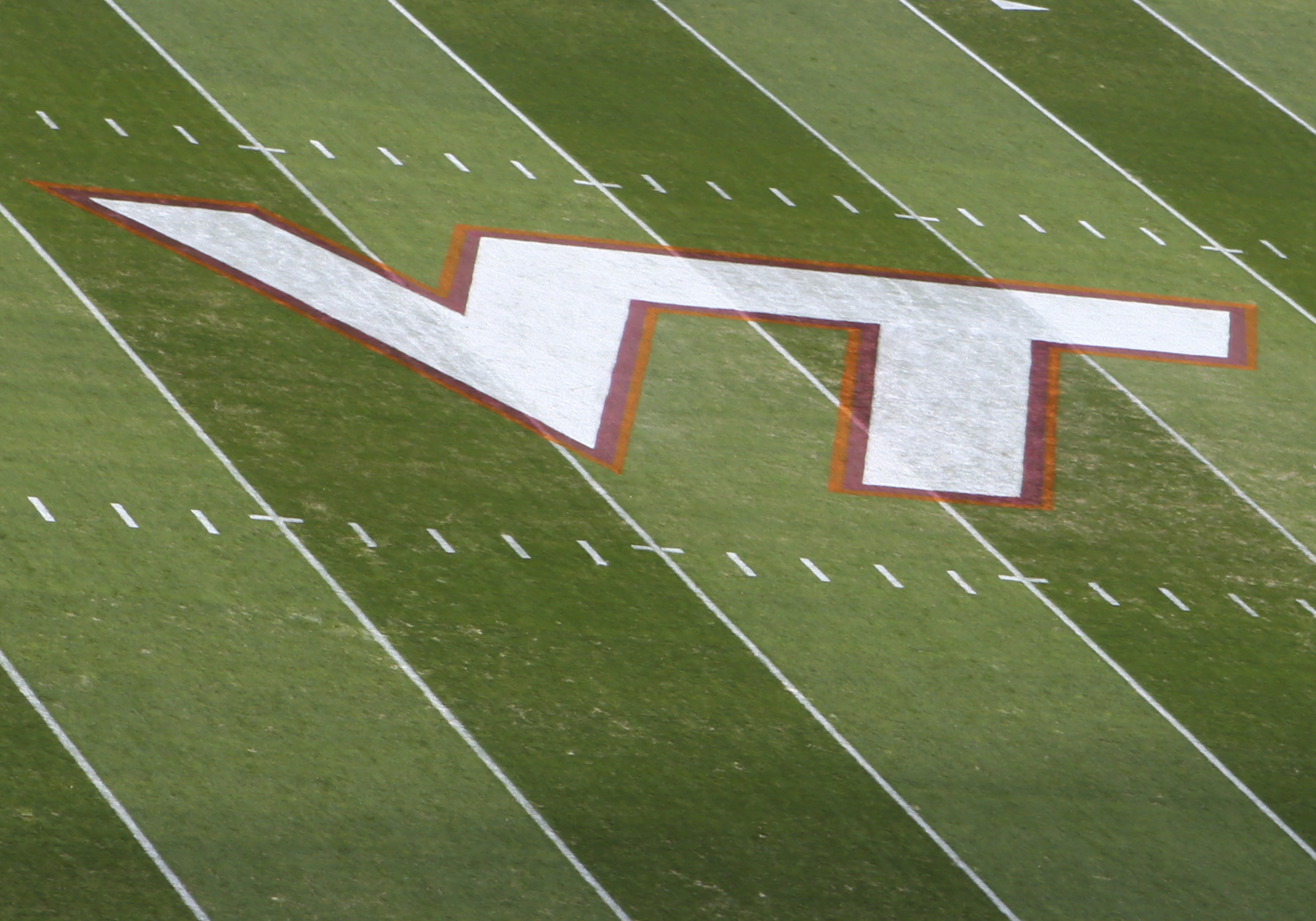 NCAA FOOTBAL: OCT 29 University of North Carolina at Virginia Tech