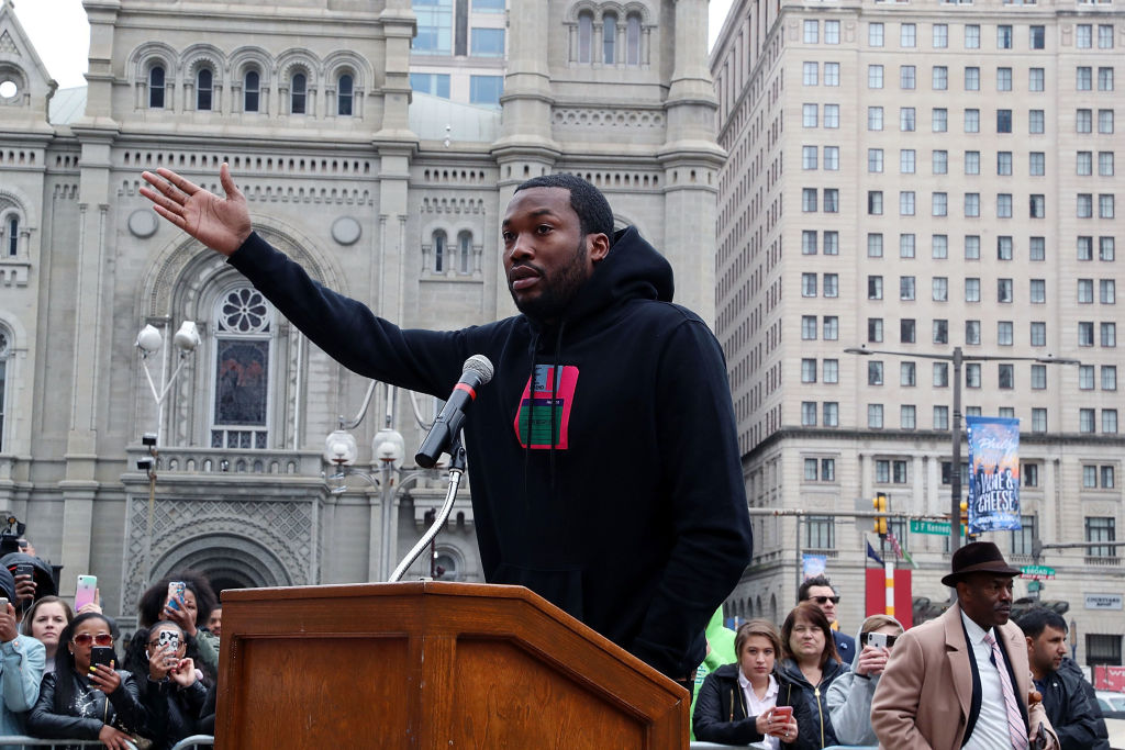 Las Vegas Hotel Says It Denied Meek Mill Due To Capacity Not Race