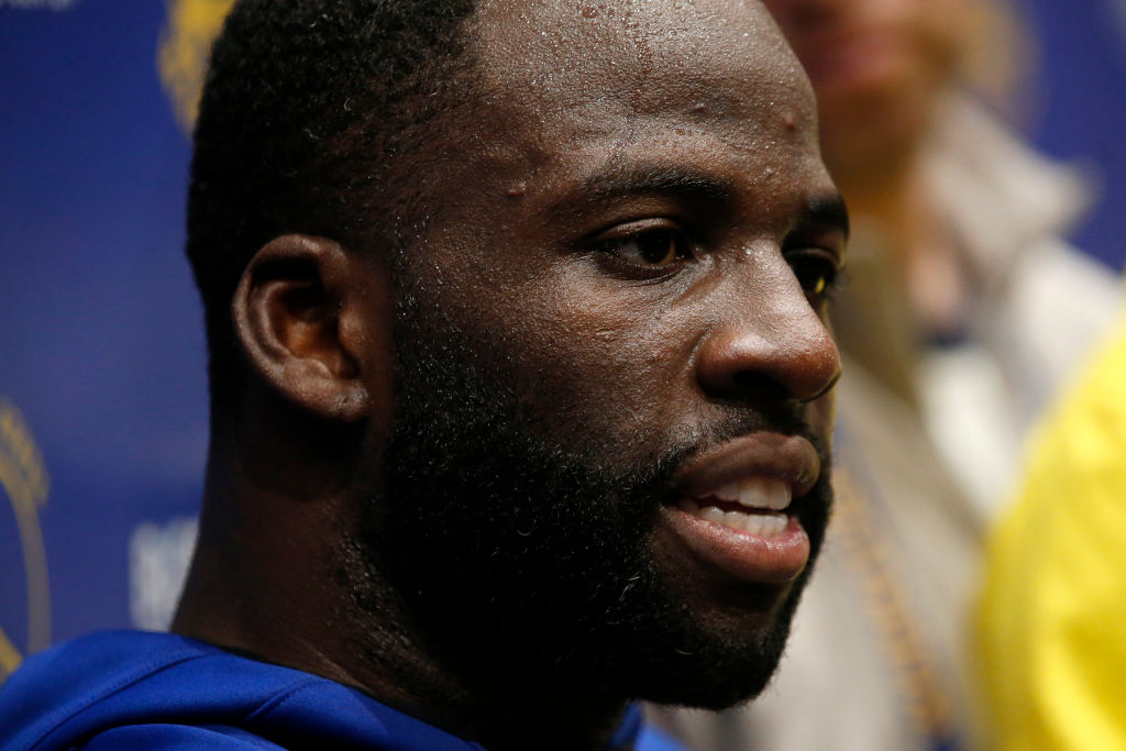 Draymond Green Says Charles Barkley Is Not Smart & Can't Sit At His Table