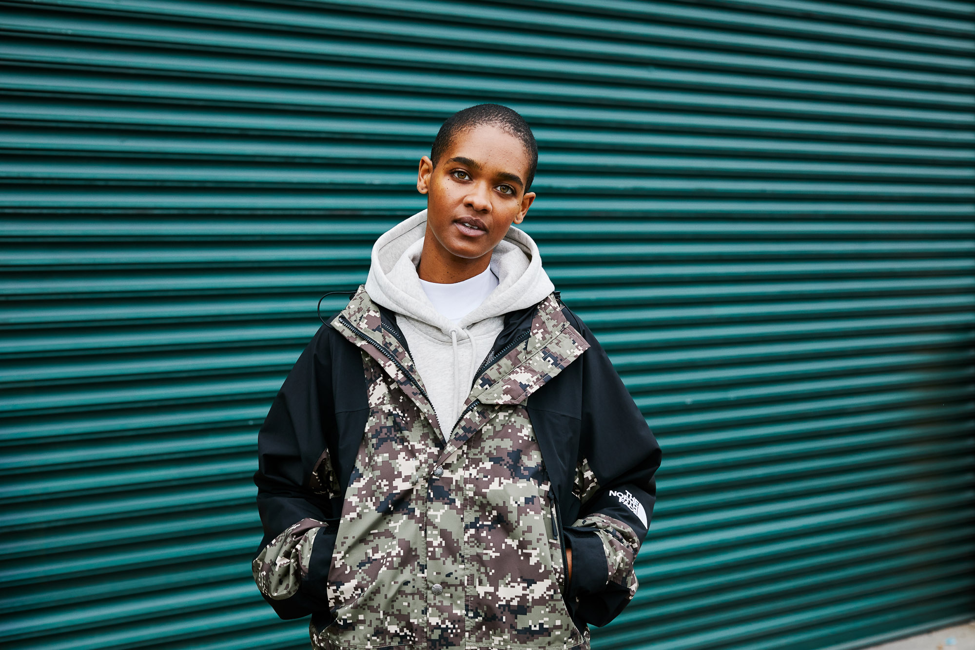 The North Face Re-Introduces the 1994 Retro Mountain Light Jacket