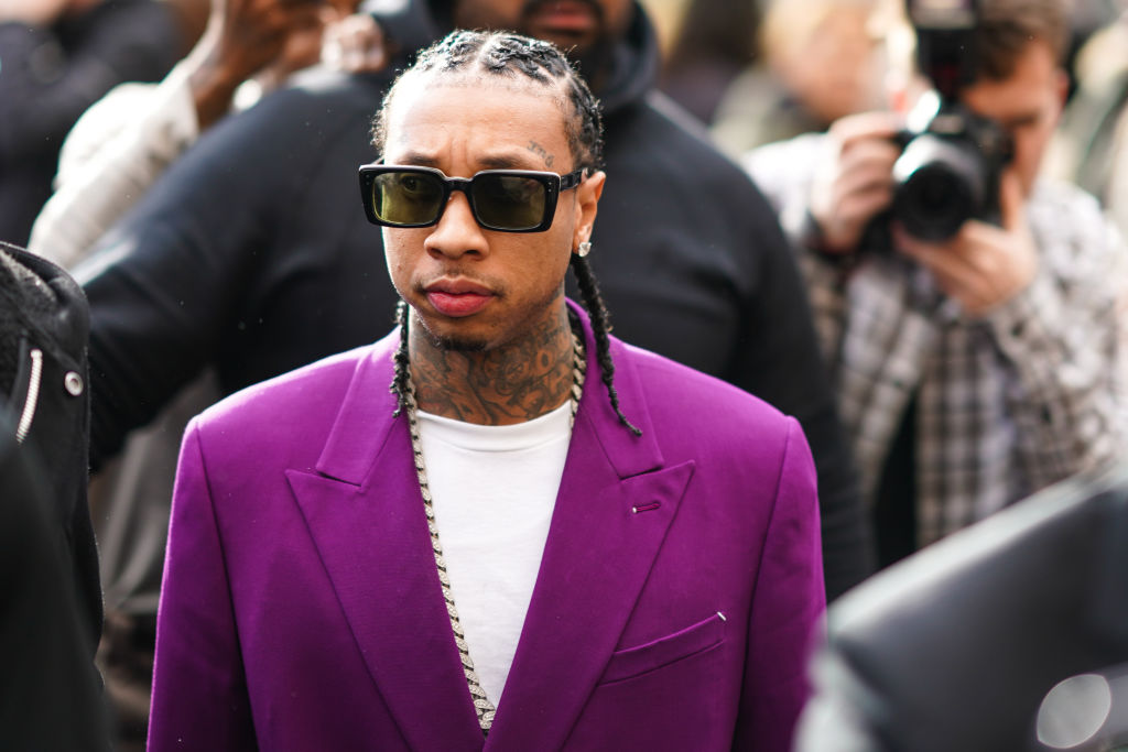 Street Style - Paris Fashion Week - Menswear F/W 2020-2021 : Day Four