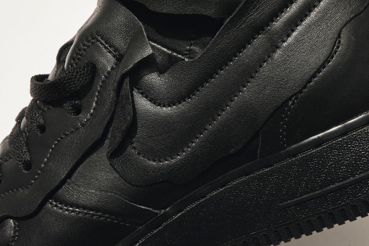 Nike x COMME des GARÇONS Air Force 1 Mid