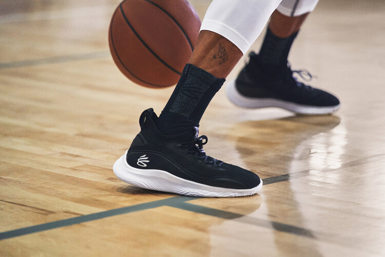 UA Curry Flow 8