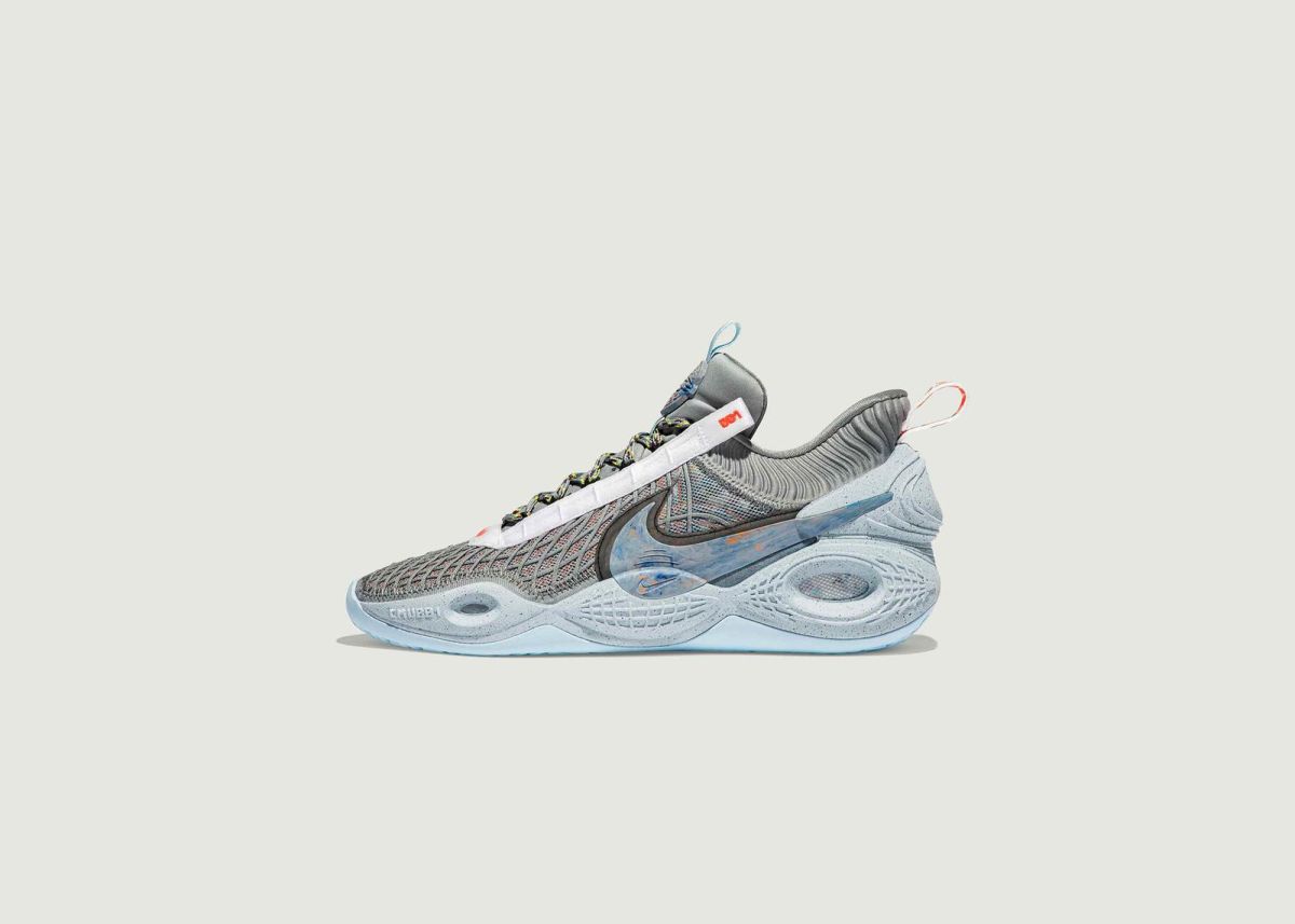 Nike Cosmic Unity