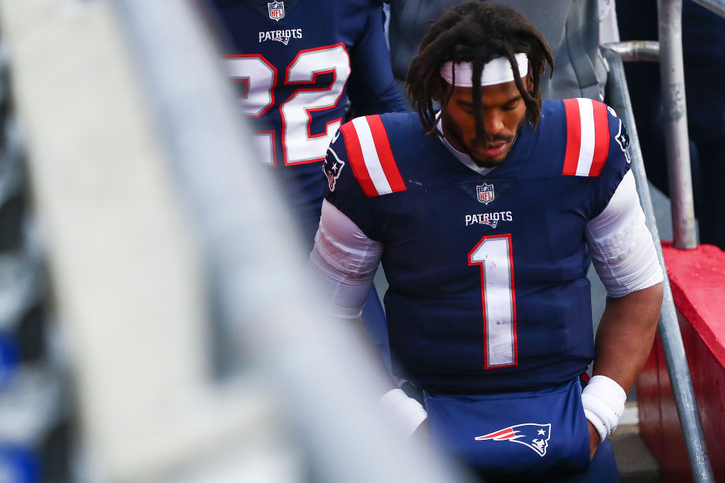 New York Jets v New England Patriots