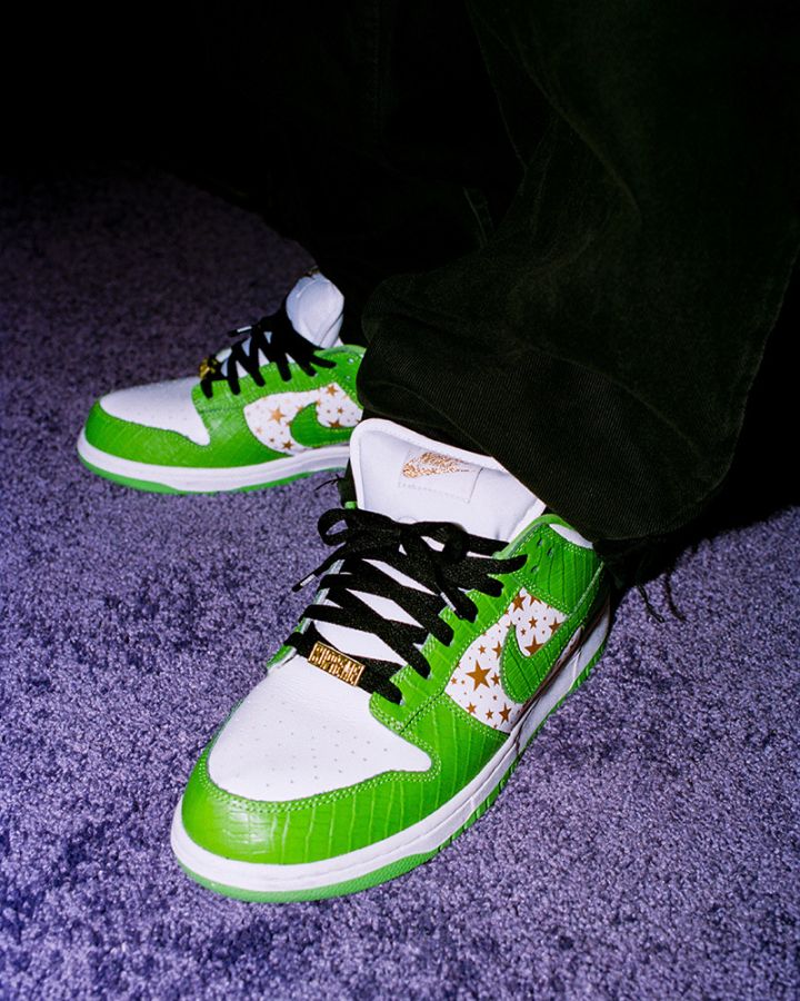 Supreme X Nike SB Dunk Low