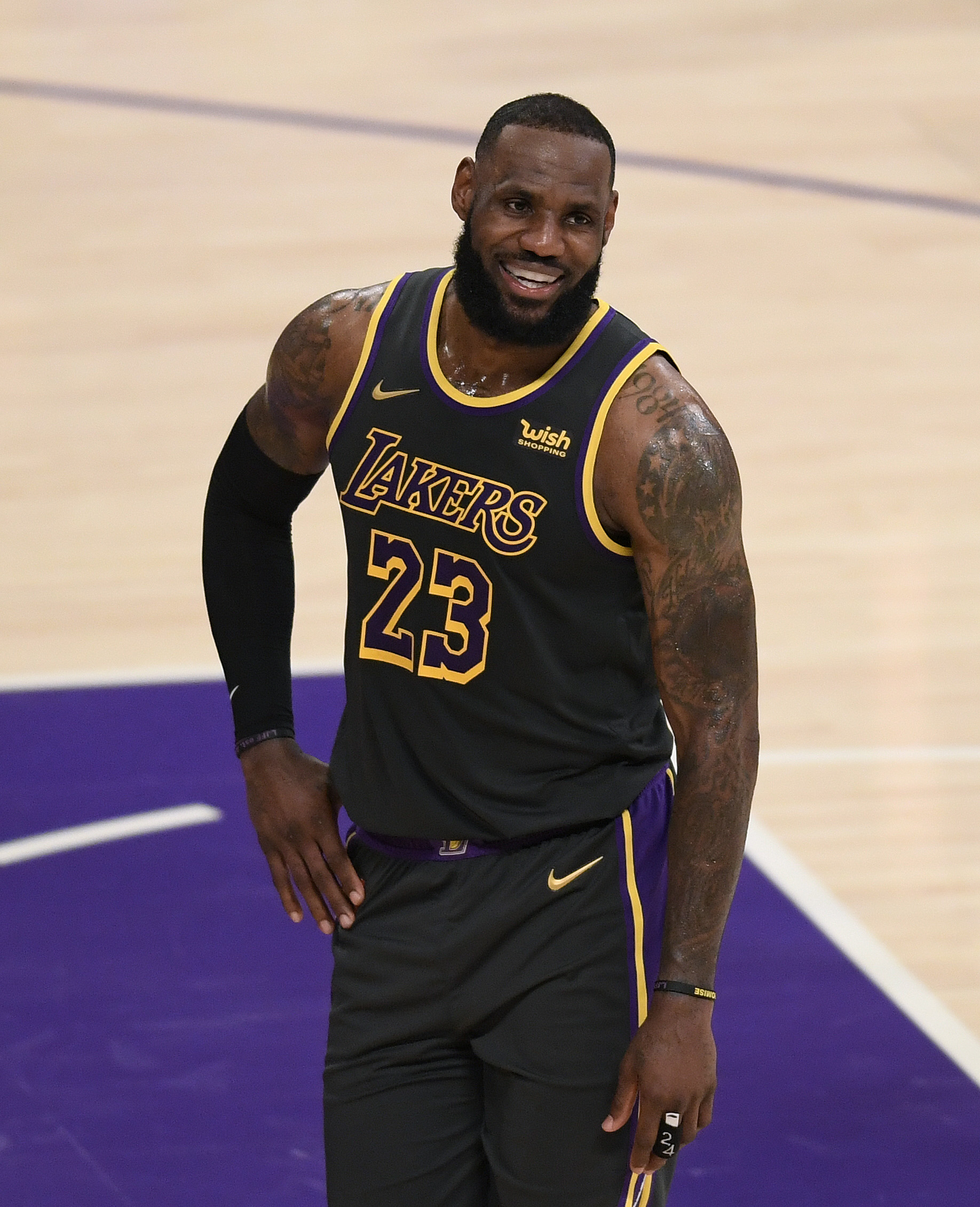 Indiana Pacers v Los Angeles Lakers