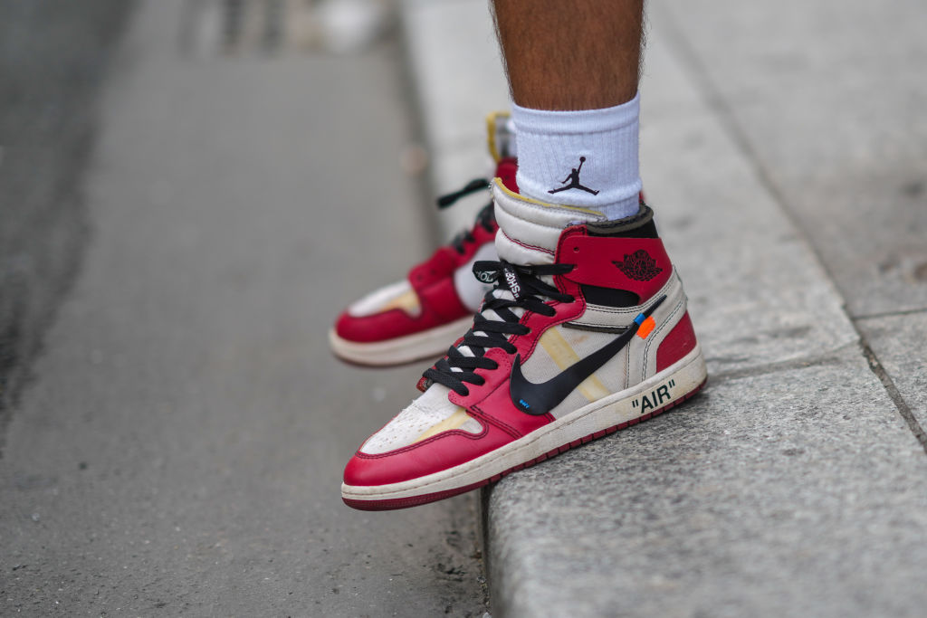 Street Style At Paris Fashion Week - Menswear Spring/Summer 2022