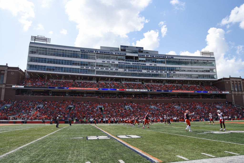 COLLEGE FOOTBALL: AUG 28 Nebraska at Illinois