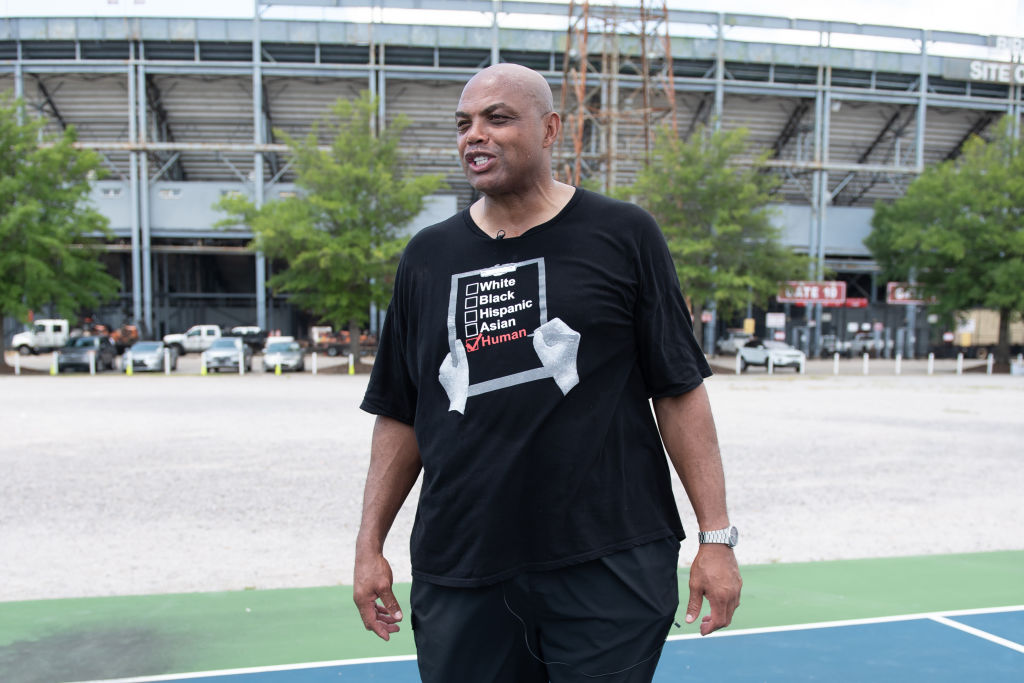 Charles Barkley Calls Athletes Who Refuse To Get Vaccinated "Selfish"