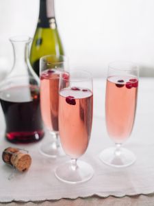 Cranberry and Champagne Cocktail