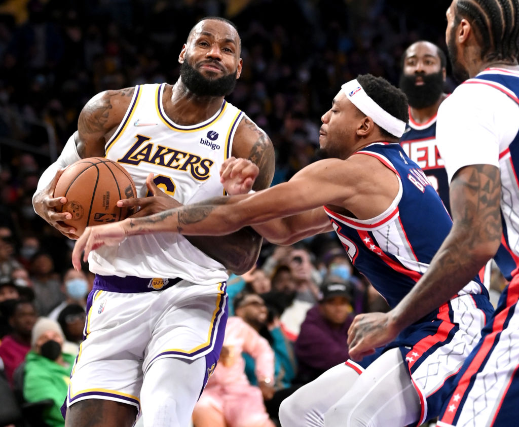 Lakers Fans Wants Russell Westbrook Traded After Christmas Day Loss To Nets