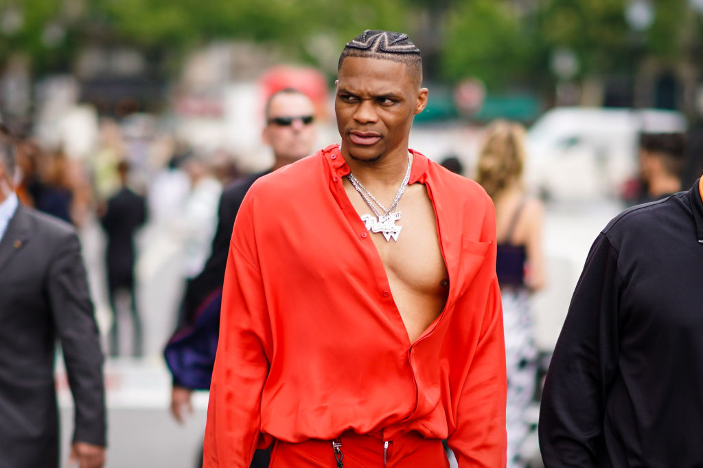 Street Style : Paris Fashion Week - Menswear Spring/Summer 2020 : Day Three