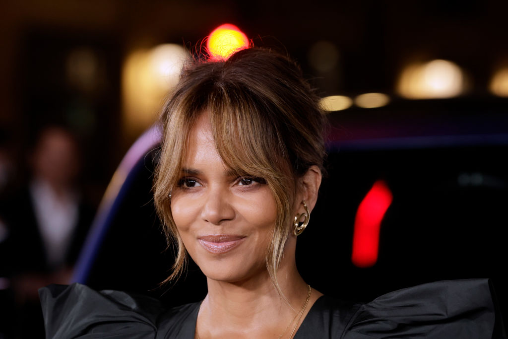 Halle Berry Stuns In Latest Bikini Photos Shared On Instagram
