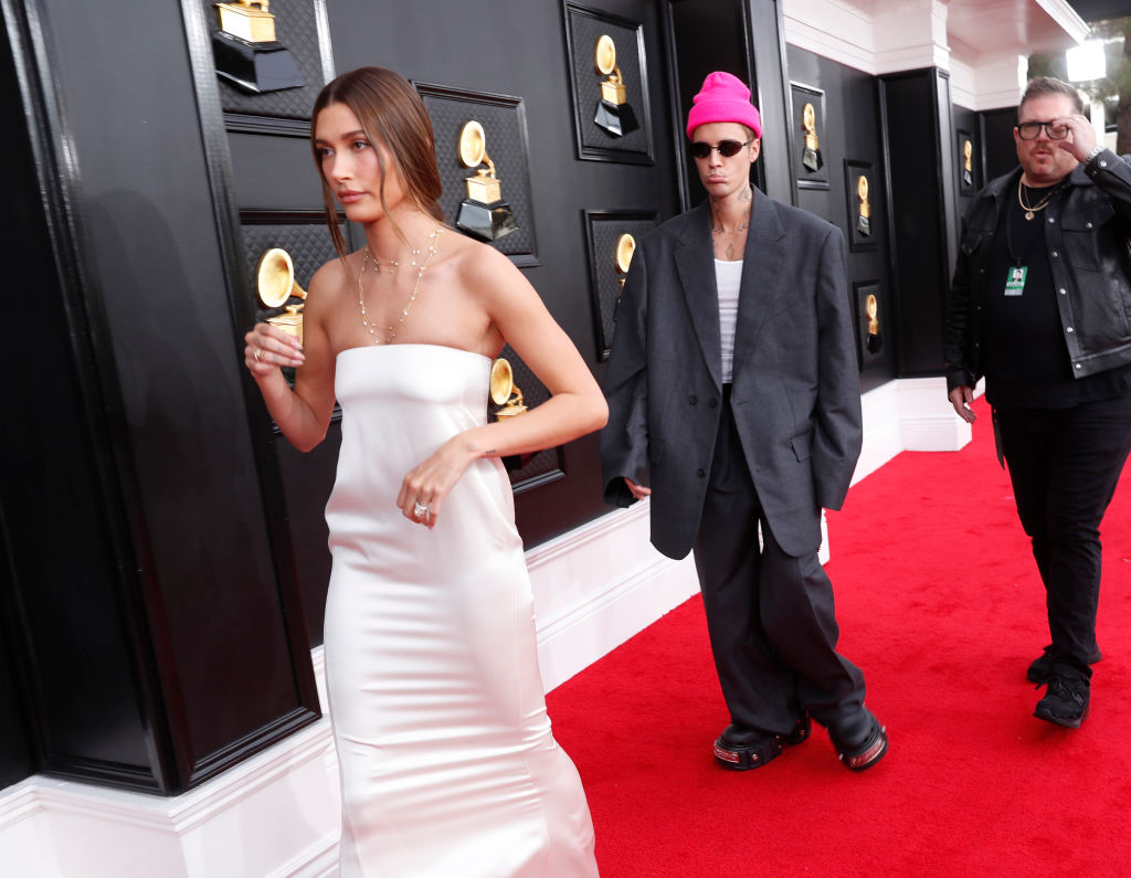 Twitter Roasts Justin Bieber's Oversized Balenciaga Suit