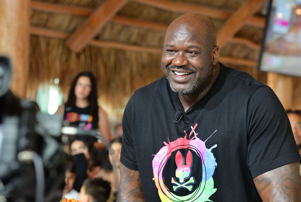 Shaquille O'Neal Gives Cooking Lesson At Yellow Green Farmers Market