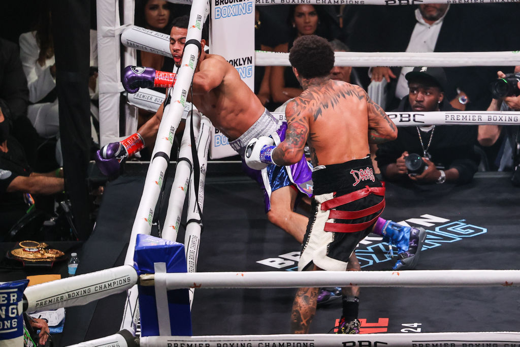 Twitter Reacts To Gervonta Davis Knocking Out Rolando Romero