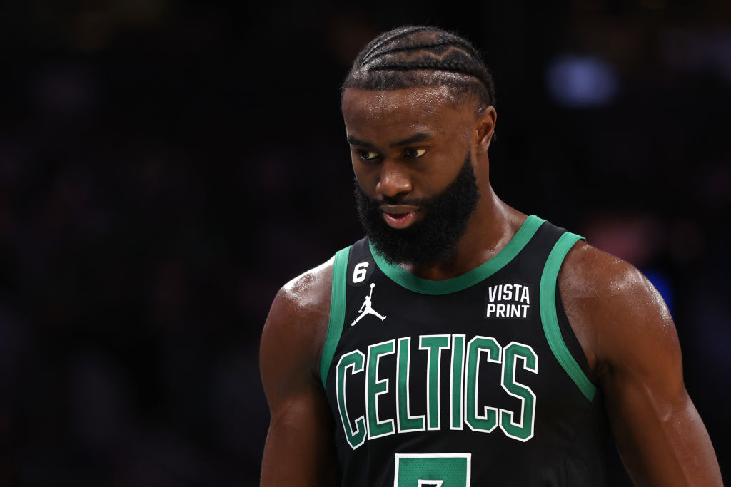 Cleveland Cavaliers v Boston Celtics
