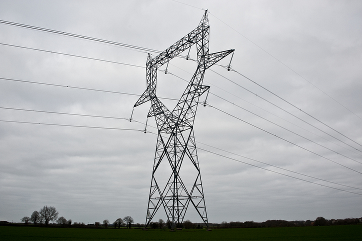 High voltage pylon