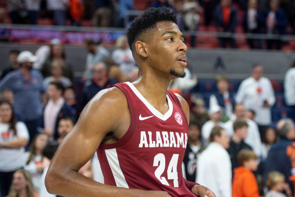 Alabama v Auburn
