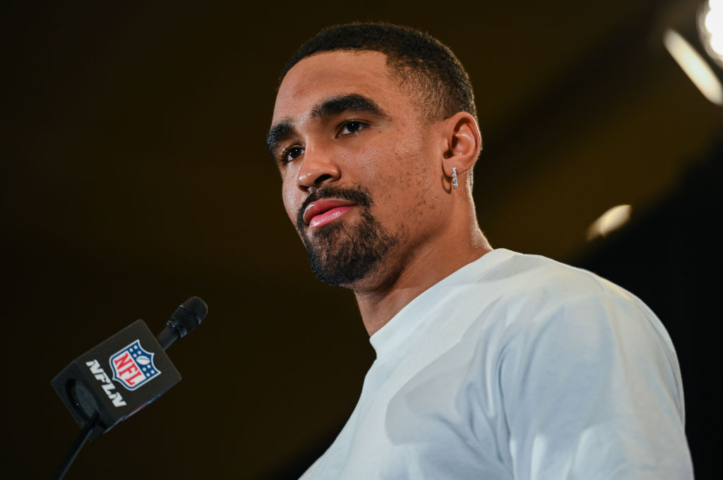 Jalen Hurts Graduates With Master's Degree, Twitter Praises Him
