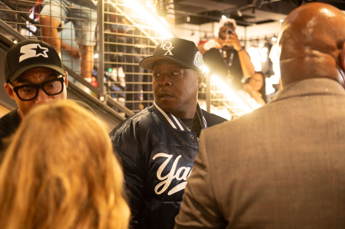 STARTER X MLB X JADAKISS x FUNK FLEX - The Return of the Bronx Bubble Jacket