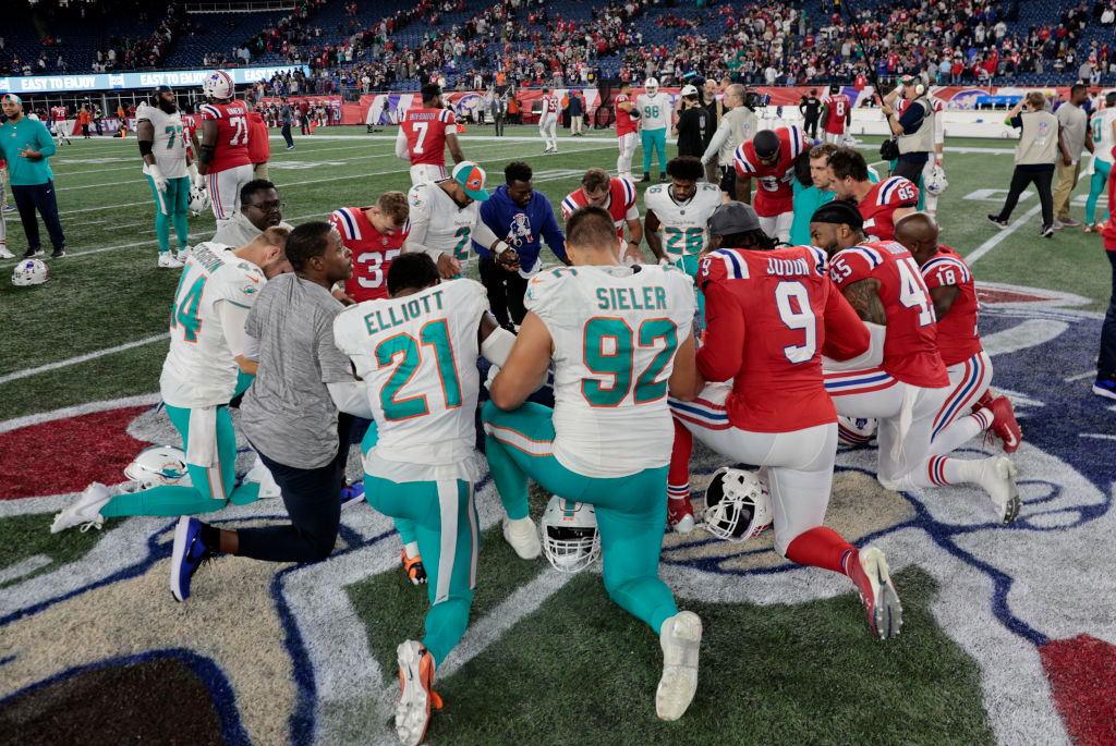 NFL: SEP 17 Dolphins at Patriots