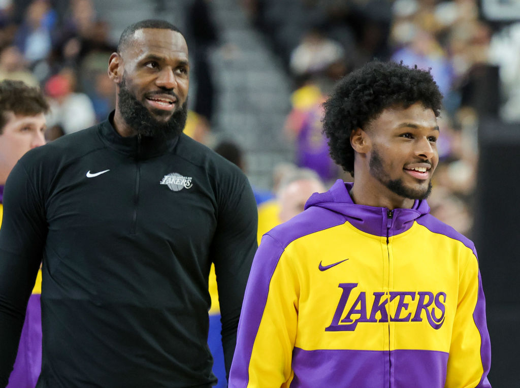 Golden State Warriors v Los Angeles Lakers
