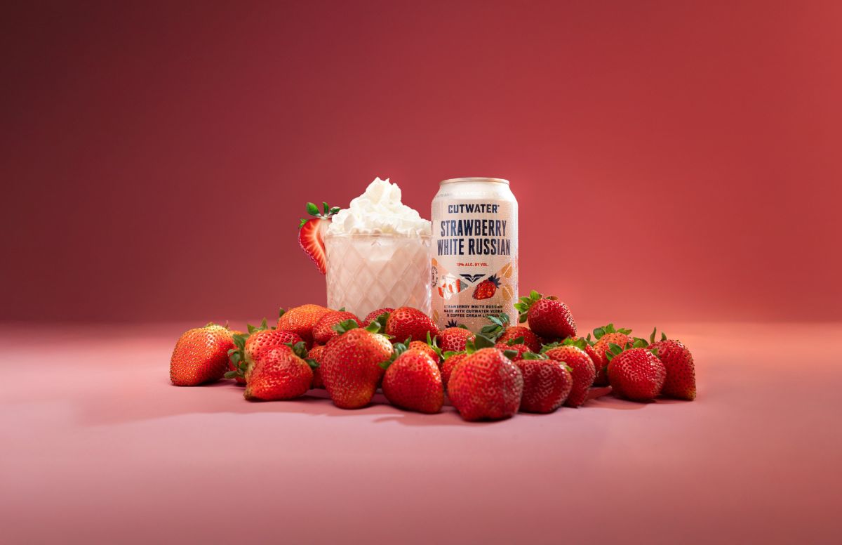 Cutwater Strawberry White Russian
