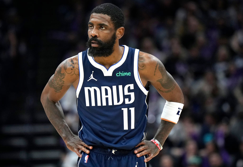 Dallas Mavericks v Sacramento Kings