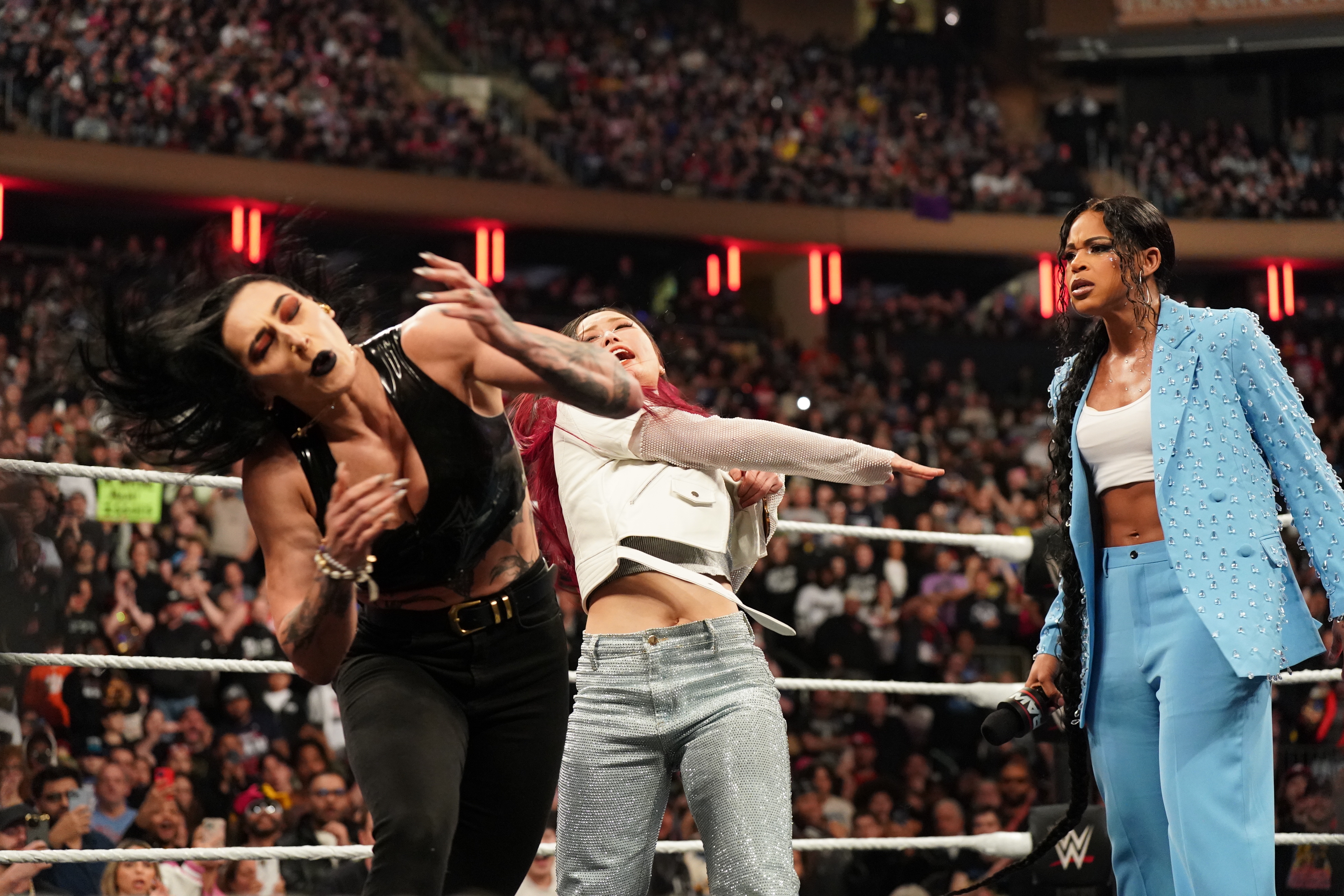 WWE Monday Night Raw
