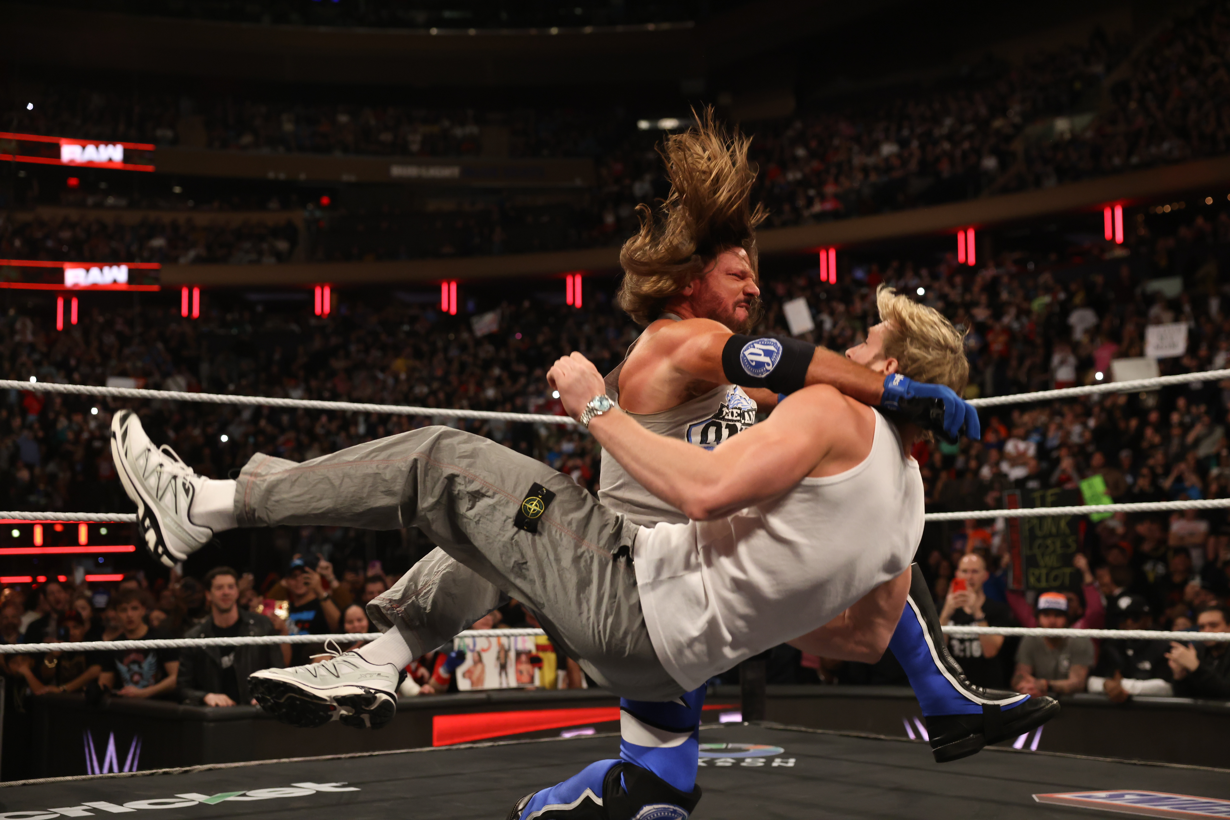 WWE Monday Night Raw