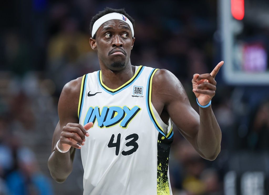 Milwaukee Bucks v Indiana Pacers