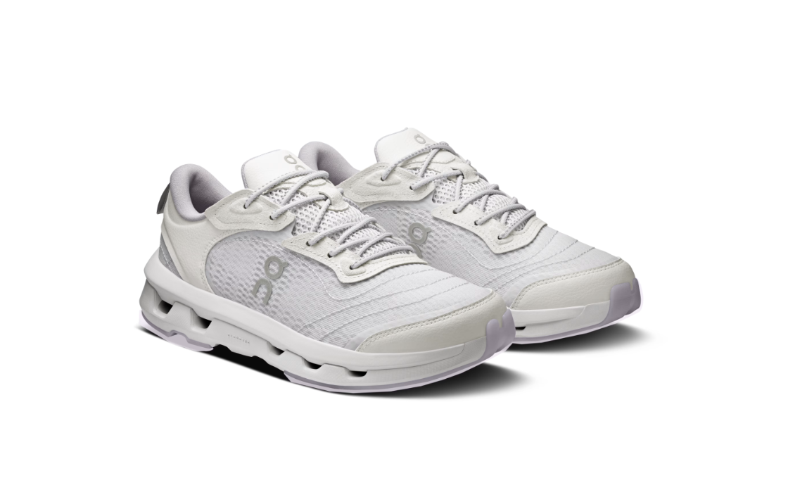 On FW25 Cloudzone Moon & Movement Lifestyle Collection