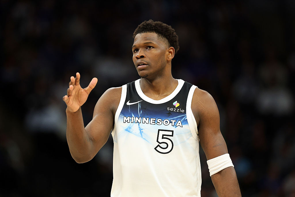 San Antonio Spurs v Minnesota Timberwolves