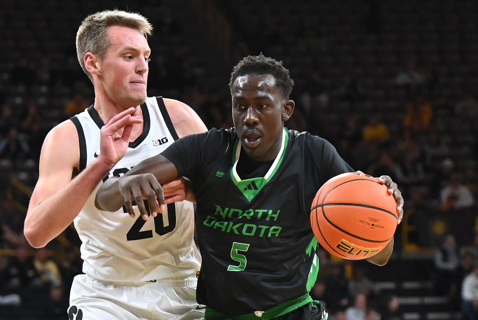 COLLEGE BASKETBALL: NOV 07 North Dakota at Iowa