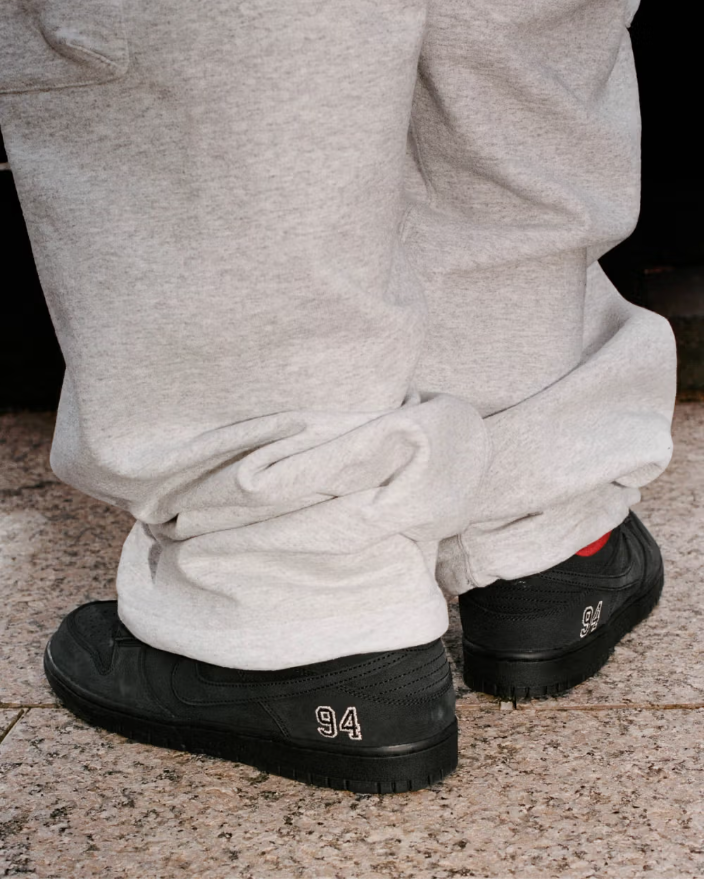 Supreme/ Nike SB Dunk Low 2025