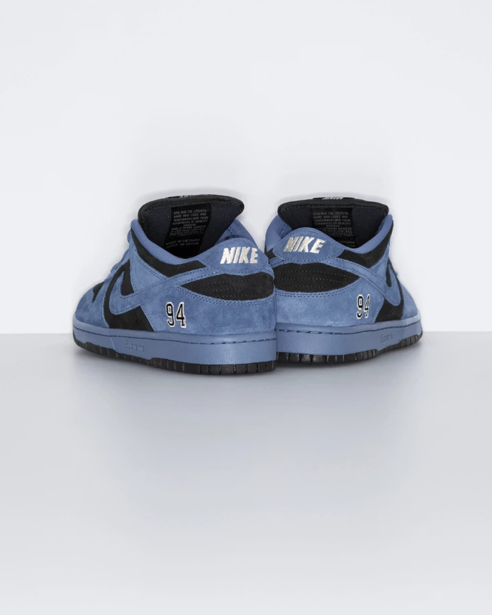 Supreme/ Nike SB Dunk Low 2025
