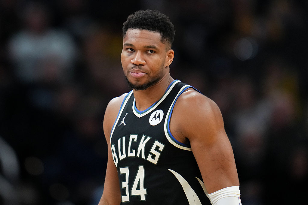 Milwaukee Bucks v Indiana Pacers